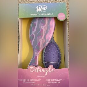 Wet brush Mommy and Me limited edition duo set